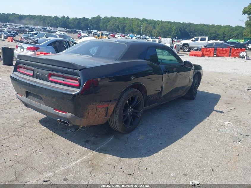 DODGE CHALLENGER - zdjęcie 4