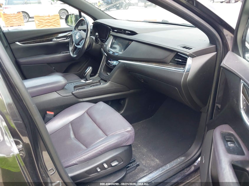 CADILLAC XT5 - zdjęcie 5