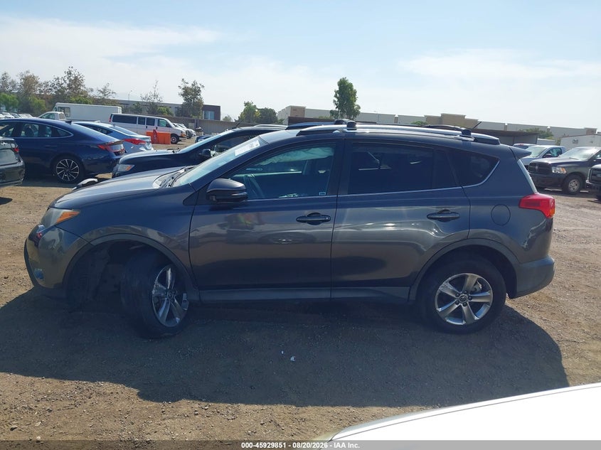 TOYOTA RAV4 - zdjęcie 14