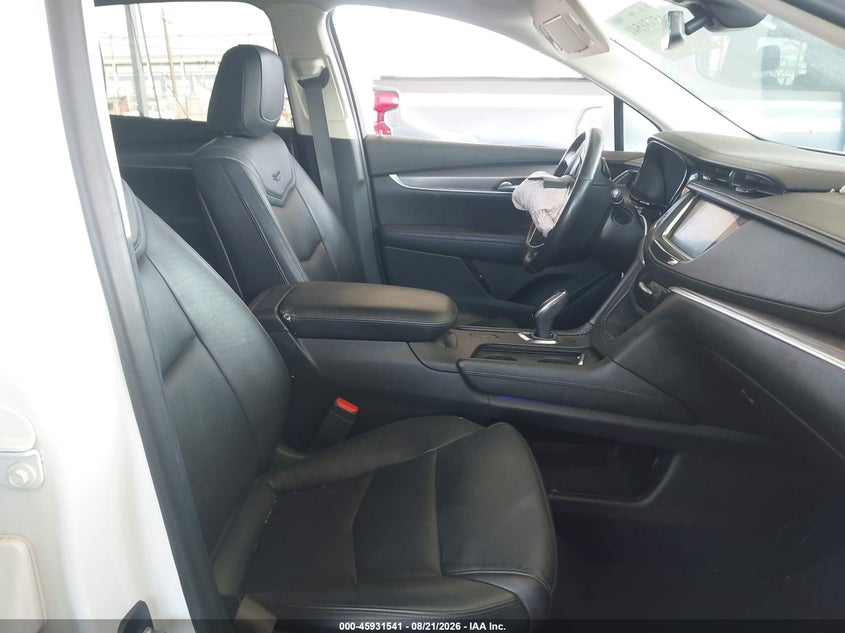 CADILLAC XT5 - zdjęcie 5