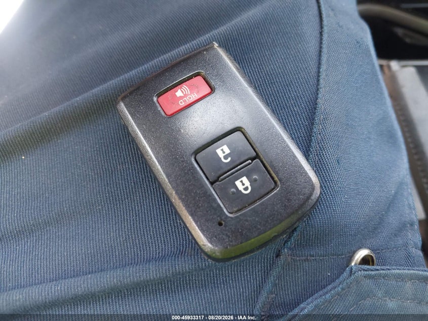 TOYOTA RAV4 HYBRID - zdjęcie 11