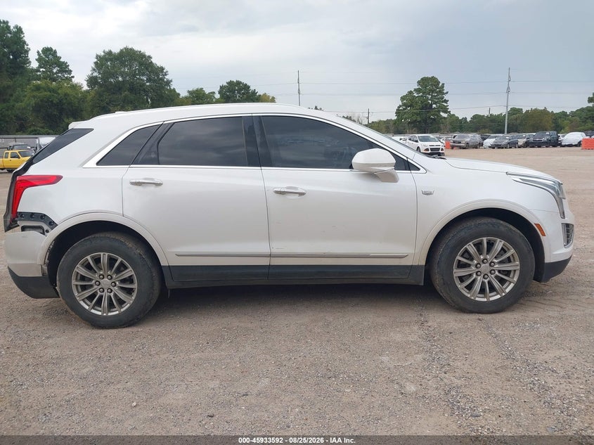 CADILLAC XT5 - zdjęcie 14