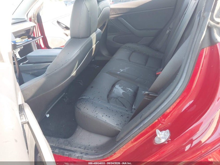 TESLA MODEL 3 - zdjęcie 8