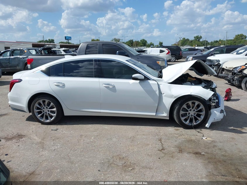 CADILLAC CT5 - zdjęcie 13