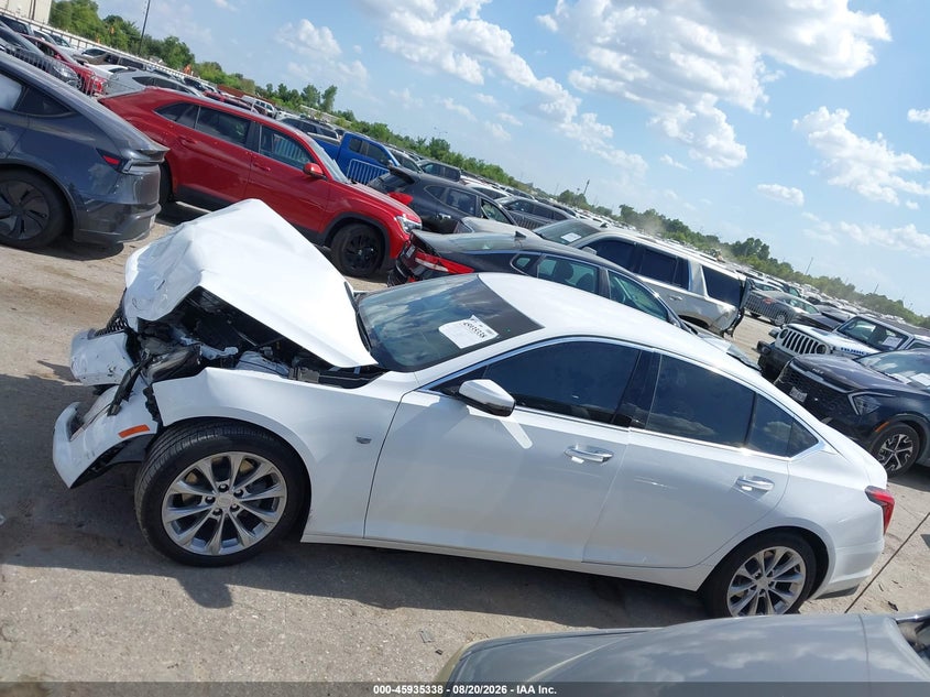 CADILLAC CT5 - zdjęcie 14