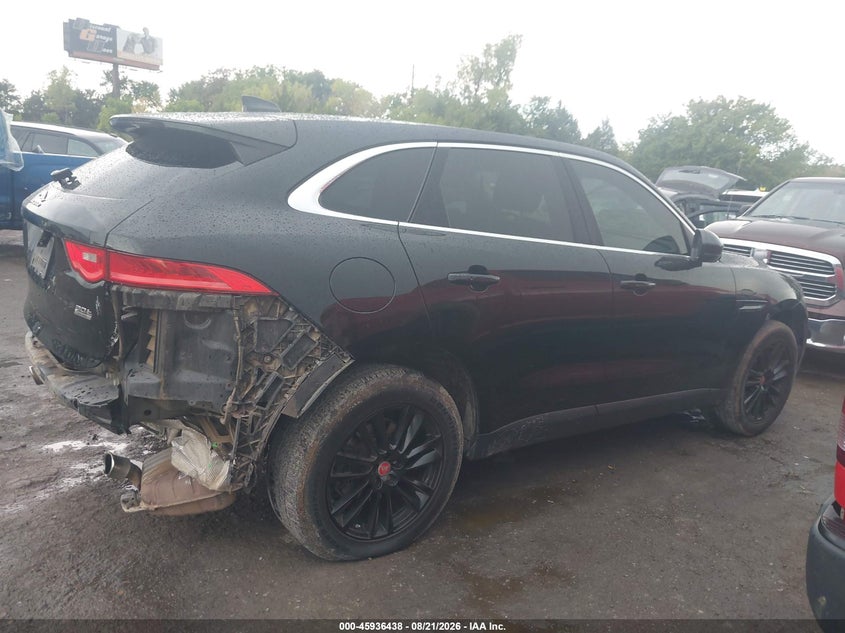 JAGUAR F-PACE - zdjęcie 14