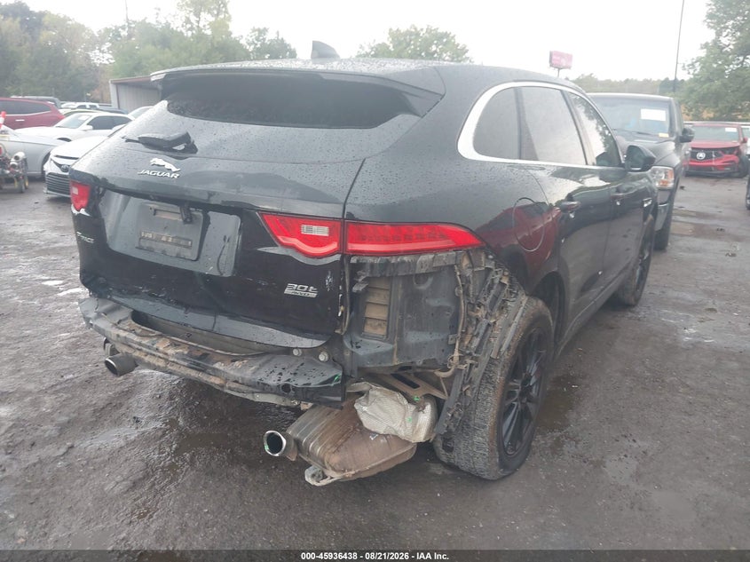 JAGUAR F-PACE - zdjęcie 4