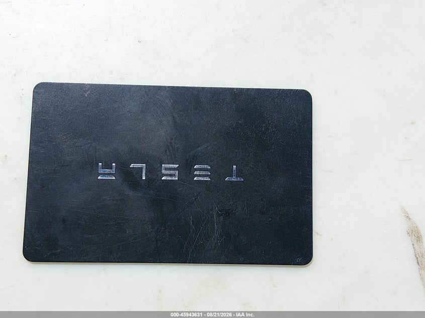 TESLA MODEL 3 - zdjęcie 11