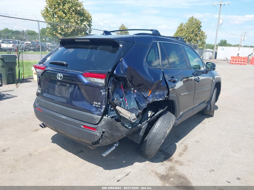 TOYOTA RAV4 HYBRID - zdjęcie 4