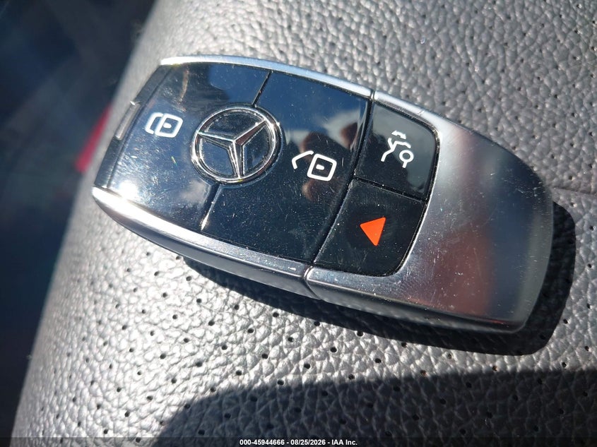 MERCEDES-BENZ E 300 - zdjęcie 11