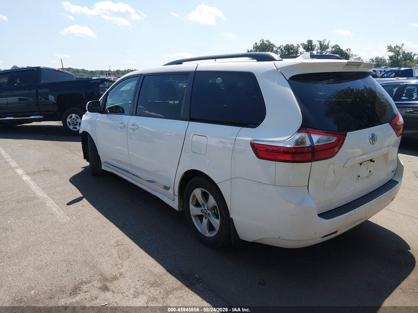 TOYOTA SIENNA - zdjęcie 3
