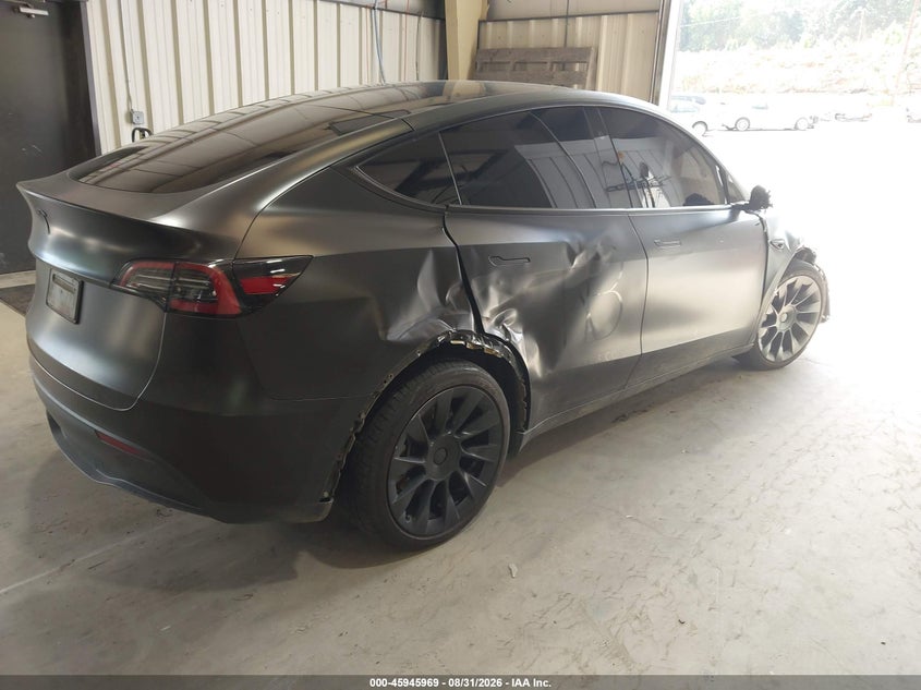 TESLA MODEL Y - zdjęcie 4