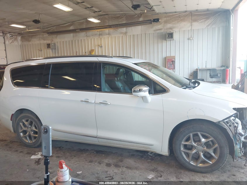 CHRYSLER PACIFICA - zdjęcie 13