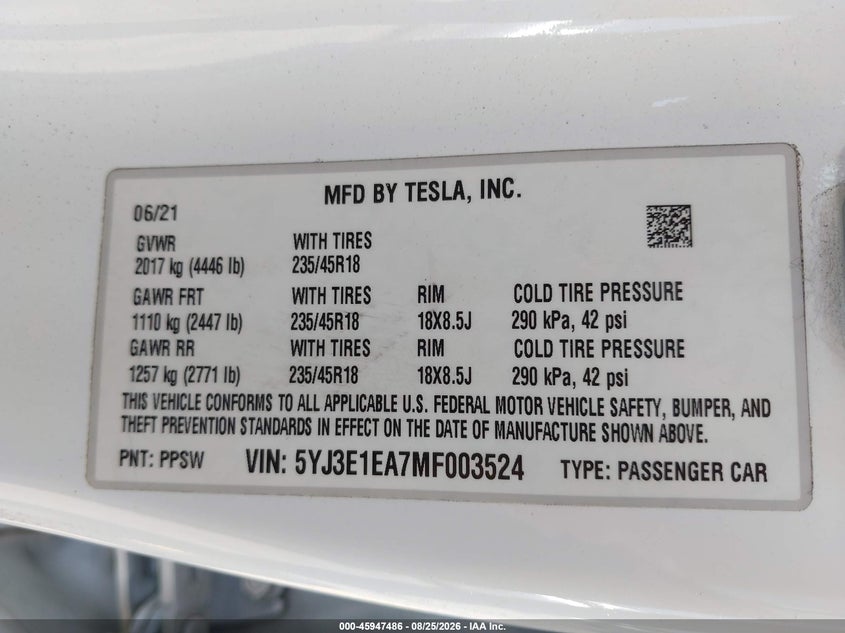 TESLA MODEL 3 - zdjęcie 9