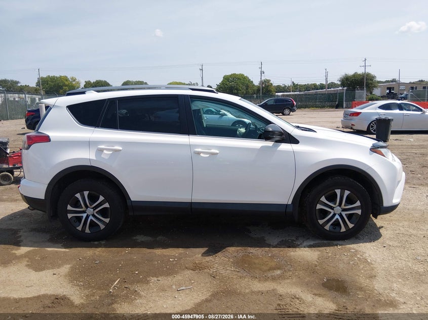 TOYOTA RAV4 - zdjęcie 13