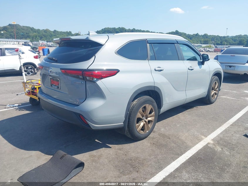 TOYOTA HIGHLANDER - zdjęcie 4