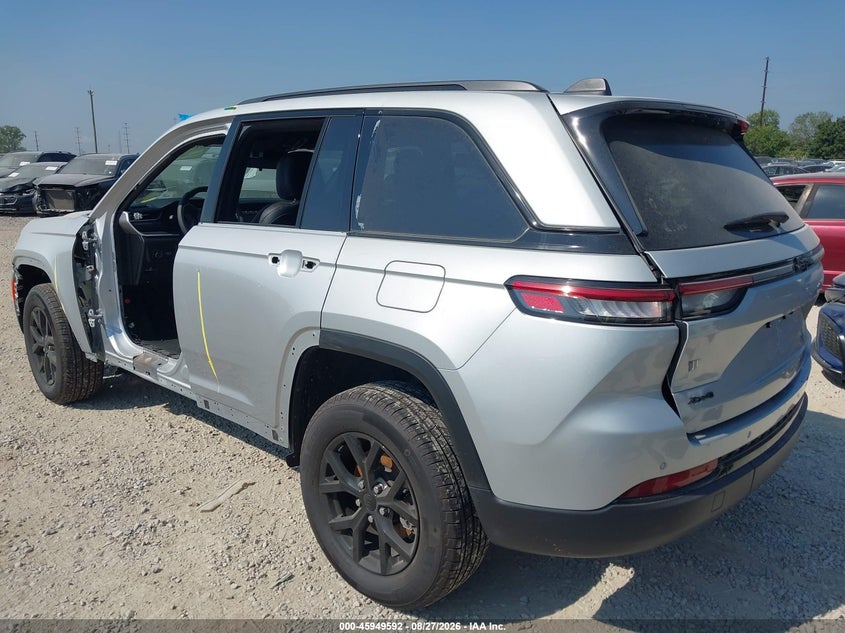 JEEP GRAND CHEROKEE - zdjęcie 3
