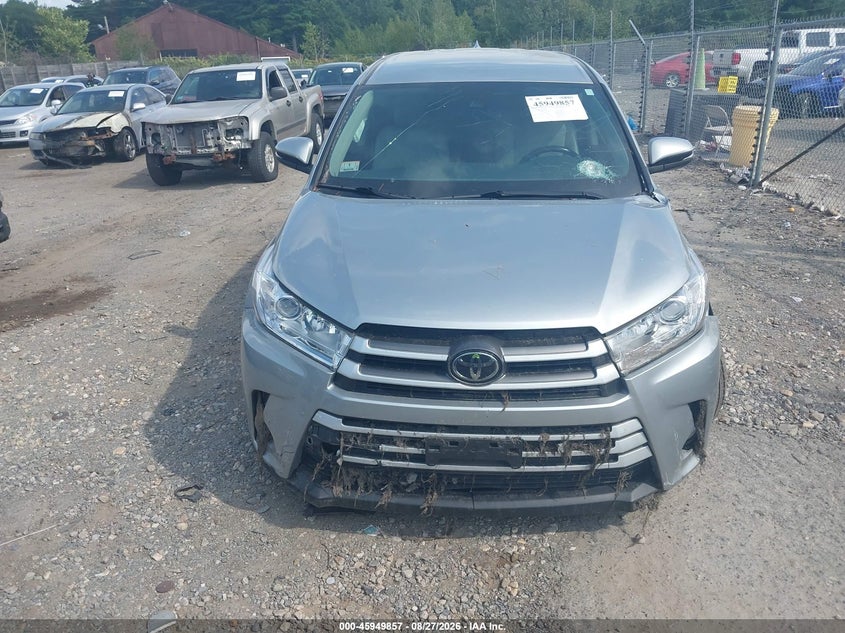 TOYOTA HIGHLANDER - zdjęcie 11
