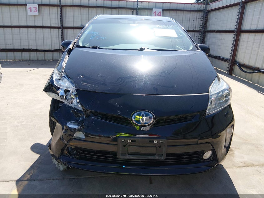 TOYOTA PRIUS - zdjęcie 12