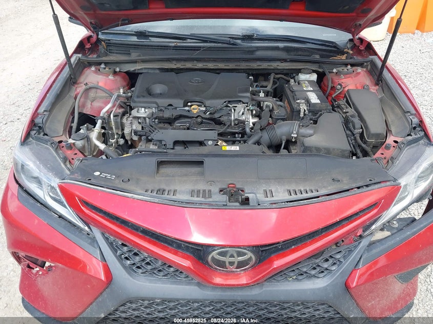 TOYOTA CAMRY - zdjęcie 10