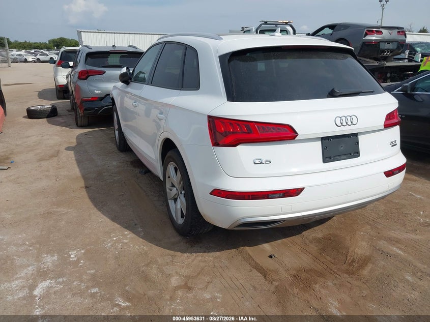 AUDI Q5 - zdjęcie 3
