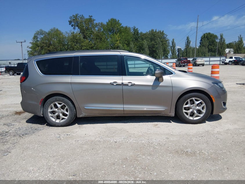 CHRYSLER PACIFICA - zdjęcie 14