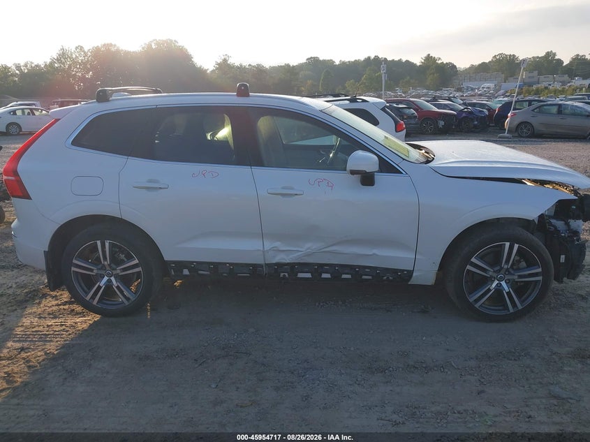 VOLVO XC60 RECHARGE PLUG-IN HYBRID - zdjęcie 13