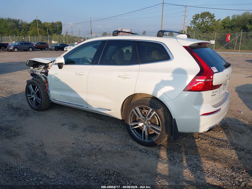 VOLVO XC60 RECHARGE PLUG-IN HYBRID - zdjęcie 3