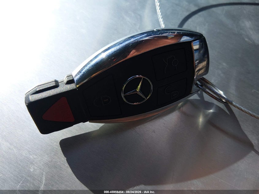 MERCEDES-BENZ GLC 300 - zdjęcie 11