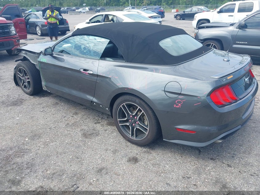 FORD MUSTANG - zdjęcie 3