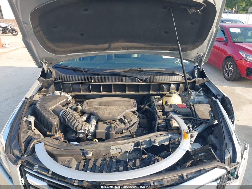 CADILLAC XT5 - zdjęcie 9