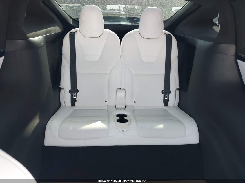 TESLA MODEL X - zdjęcie 8