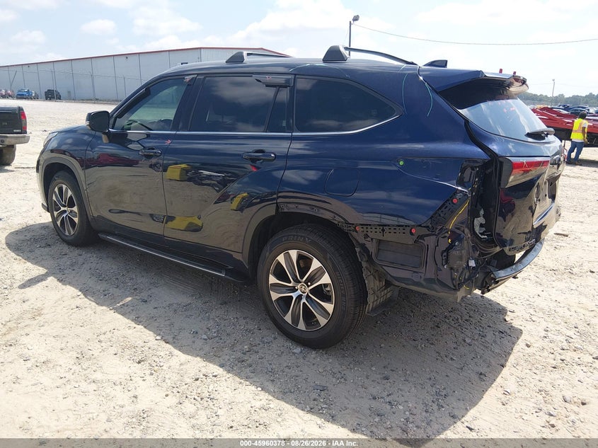 TOYOTA HIGHLANDER - zdjęcie 3