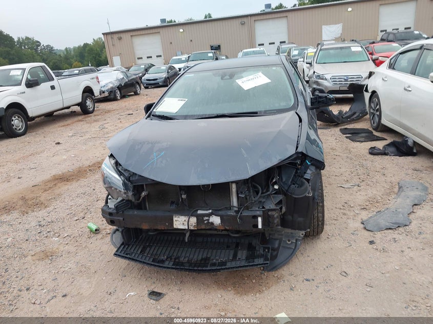 TOYOTA COROLLA - zdjęcie 13