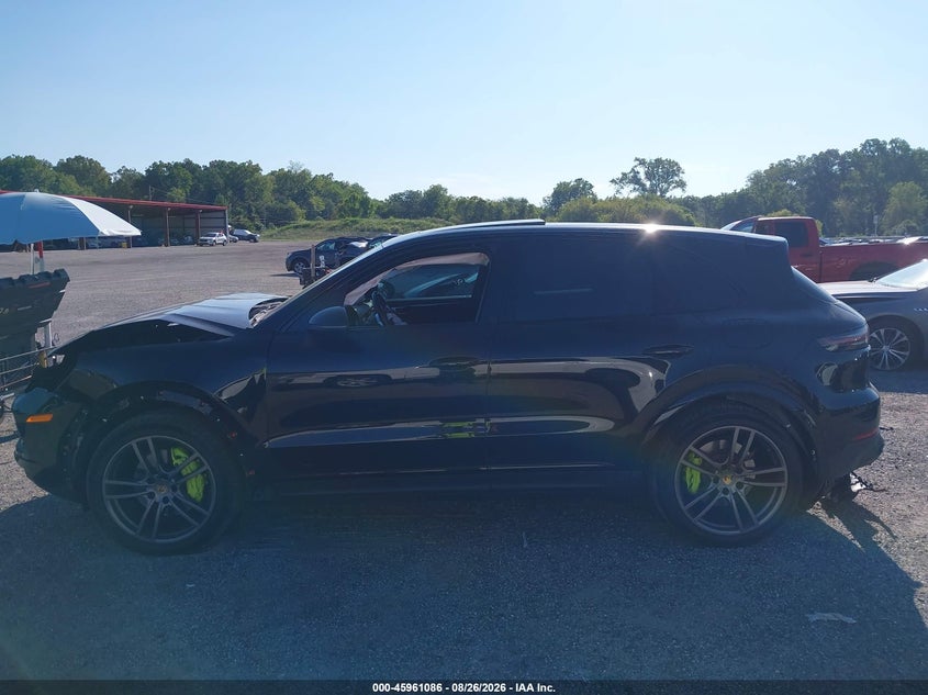 PORSCHE CAYENNE E-HYBRID - zdjęcie 15
