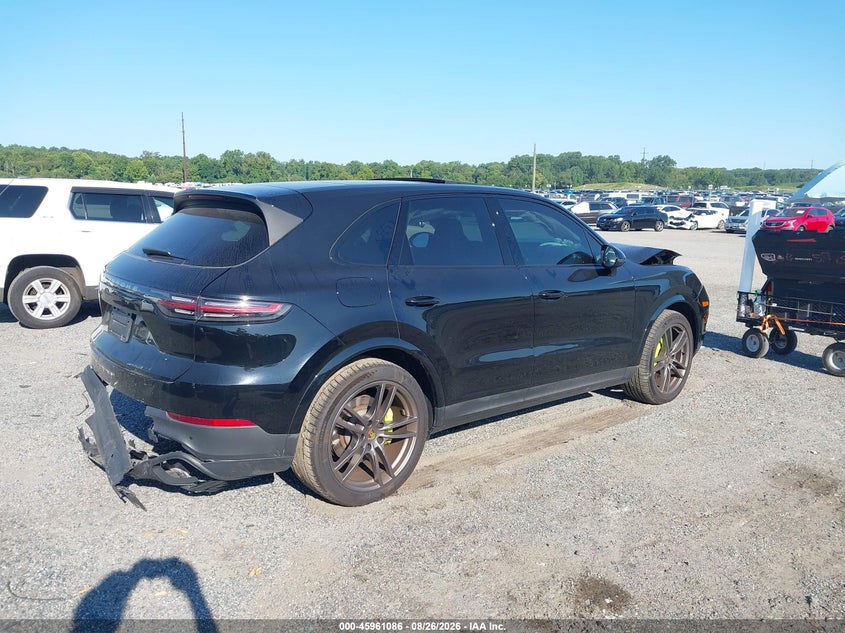 PORSCHE CAYENNE E-HYBRID - zdjęcie 4
