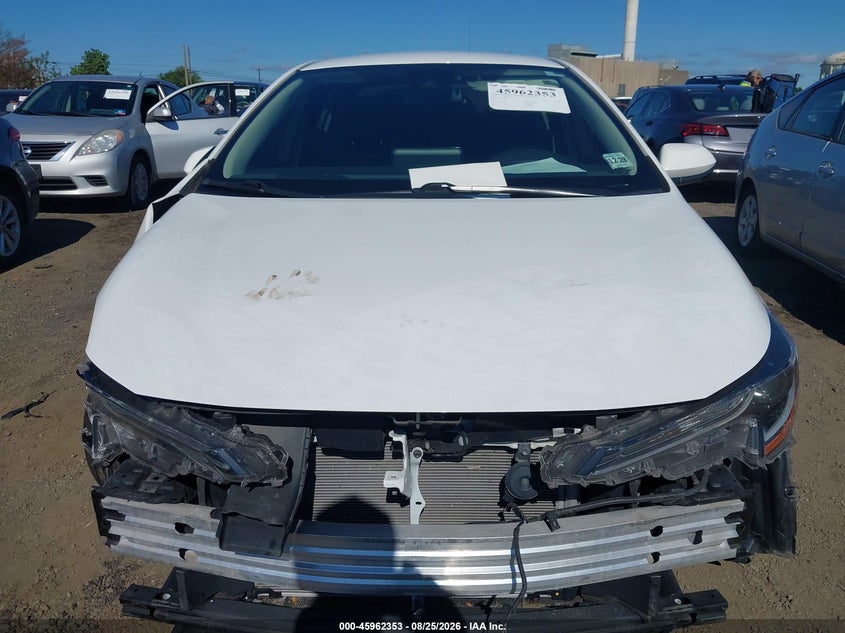 TOYOTA COROLLA - zdjęcie 12