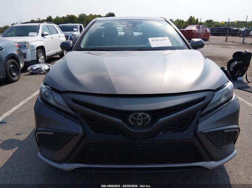 TOYOTA CAMRY - zdjęcie 12