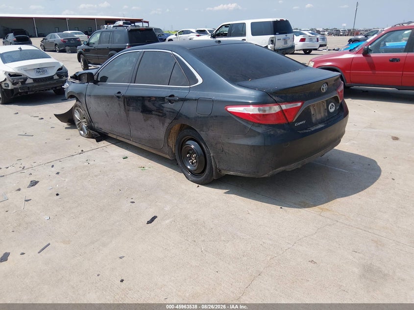 TOYOTA CAMRY - zdjęcie 3
