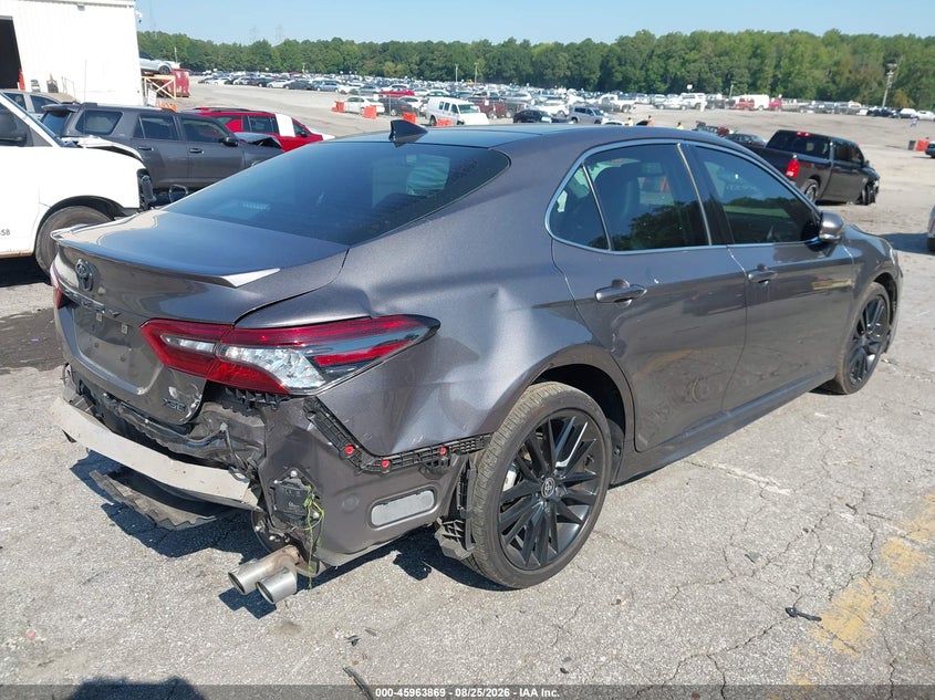 TOYOTA CAMRY - zdjęcie 6