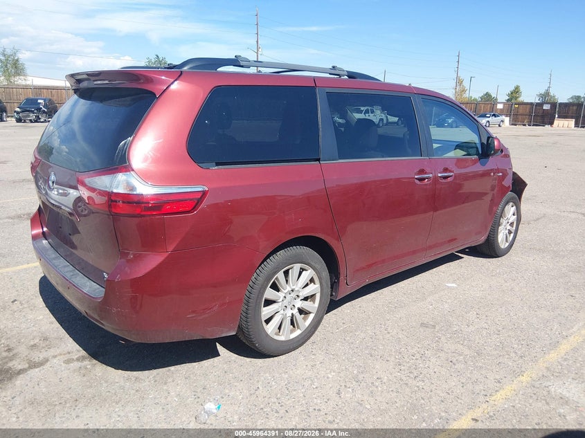 TOYOTA SIENNA - zdjęcie 4