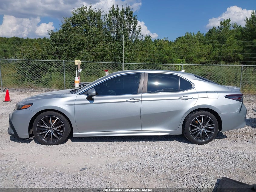 TOYOTA CAMRY - zdjęcie 14