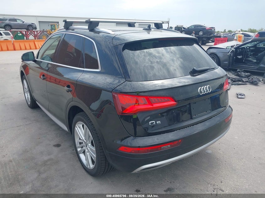 AUDI Q5 - zdjęcie 3