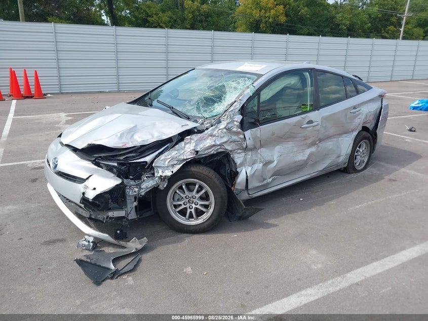 TOYOTA PRIUS - zdjęcie 2