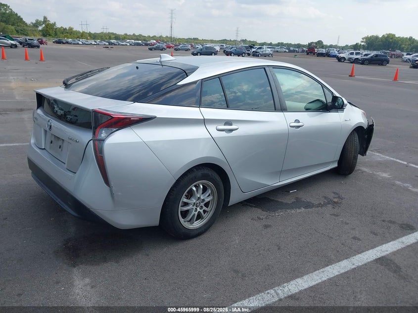 TOYOTA PRIUS - zdjęcie 4