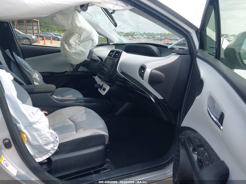 TOYOTA PRIUS - zdjęcie 5