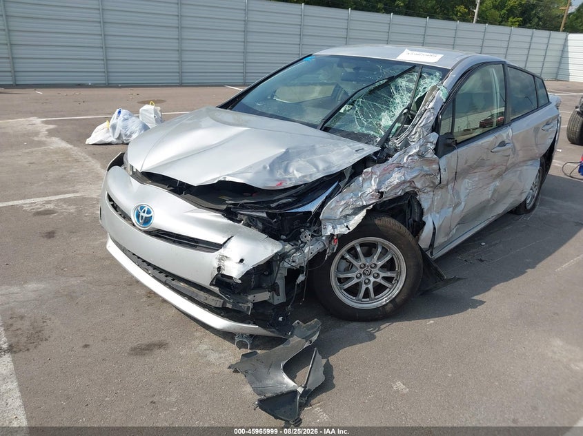 TOYOTA PRIUS - zdjęcie 6
