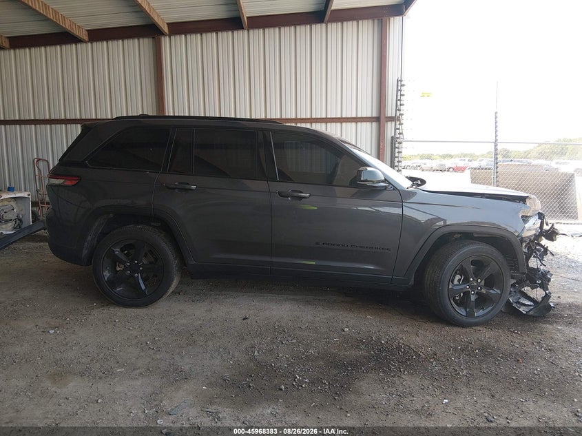 JEEP GRAND CHEROKEE - zdjęcie 14