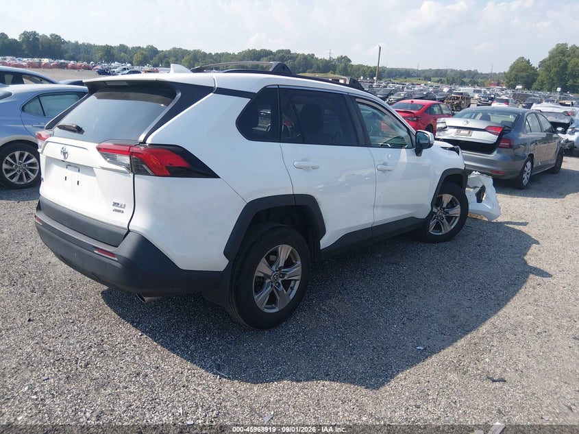 TOYOTA RAV4 - zdjęcie 4