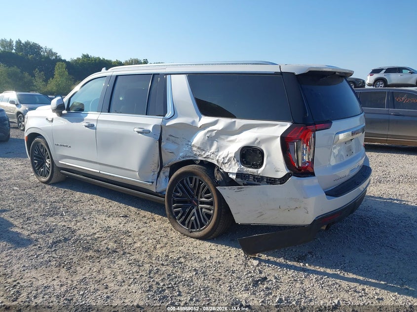 GMC YUKON XL - zdjęcie 3